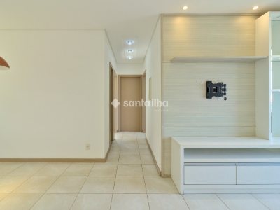 Apartamento à venda com 84m², 3 quartos, 1 suíte, 2 vagas no bairro Capoeiras em Florianópolis - Foto 4