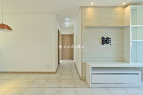 Apartamento à venda com 84m², 3 quartos, 1 suíte, 2 vagas no bairro Capoeiras em Florianópolis