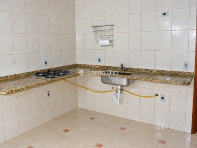 Casa Comercial para alugar com 152m², 4 quartos, 1 suíte, 2 vagas no bairro Lagoa da Conceição em Florianópolis - Foto 4