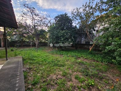 Terreno à venda com 913m², 2 vagas no bairro Campeche em Florianópolis - Foto 6