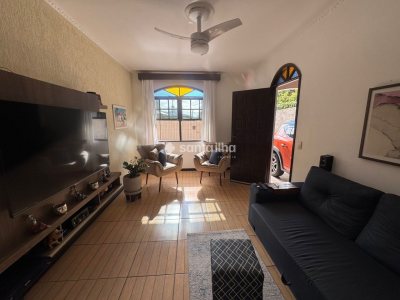 Casa à venda com 400m², 6 quartos, 1 suíte, 2 vagas no bairro Pântano do Sul em Florianópolis - Foto 17