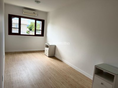 Casa em Condomínio à venda com 304m², 5 quartos, 1 suíte, 3 vagas no bairro Campeche em Florianópolis - Foto 17