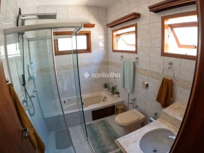 Casa em Condomínio para alugar ou comprar com 230m², 4 quartos, 3 suítes, 4 vagas no bairro Rio Tavares em Florianópolis - Foto 21