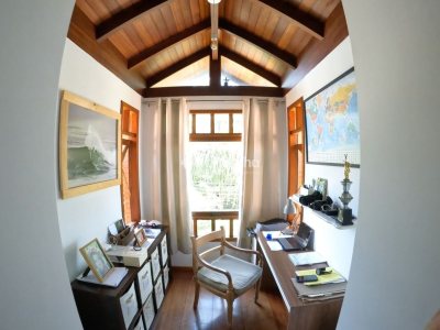 Casa em Condomínio para alugar ou comprar com 230m², 4 quartos, 3 suítes, 4 vagas no bairro Rio Tavares em Florianópolis - Foto 25