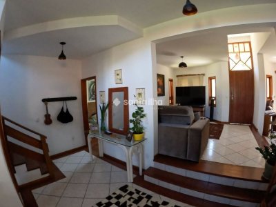 Casa em Condomínio para alugar ou comprar com 230m², 4 quartos, 3 suítes, 4 vagas no bairro Rio Tavares em Florianópolis - Foto 13