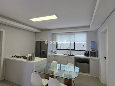 Casa à venda com 179m², 3 quartos, 1 suíte, 2 vagas no bairro Carianos em Florianópolis - Foto 4