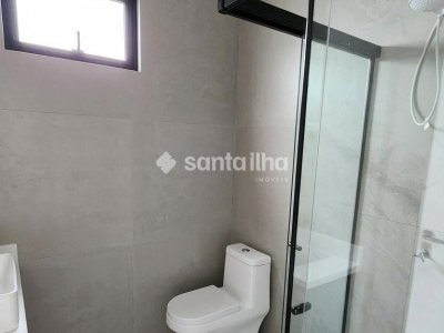 Casa à venda com 179m², 3 quartos, 1 suíte, 2 vagas no bairro Carianos em Florianópolis - Foto 16