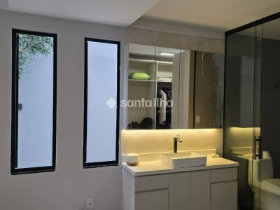 Casa à venda com 179m², 3 quartos, 1 suíte, 2 vagas no bairro Carianos em Florianópolis - Foto 20