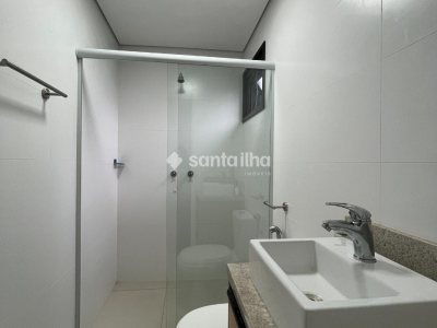 Casa em Condomínio para alugar ou comprar com 265m², 3 quartos, 3 suítes, 2 vagas no bairro Morro das Pedras em Florianópolis - Foto 28