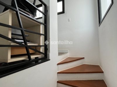 Casa em Condomínio para alugar ou comprar com 265m², 3 quartos, 3 suítes, 2 vagas no bairro Morro das Pedras em Florianópolis - Foto 23