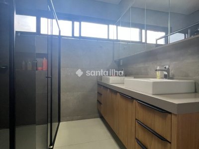 Casa em Condomínio para alugar ou comprar com 265m², 3 quartos, 3 suítes, 2 vagas no bairro Morro das Pedras em Florianópolis - Foto 34