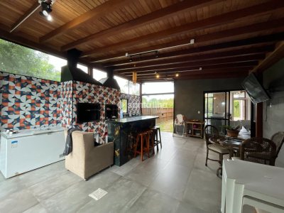 Casa em Condomínio para alugar ou comprar com 265m², 3 quartos, 3 suítes, 2 vagas no bairro Morro das Pedras em Florianópolis - Foto 14