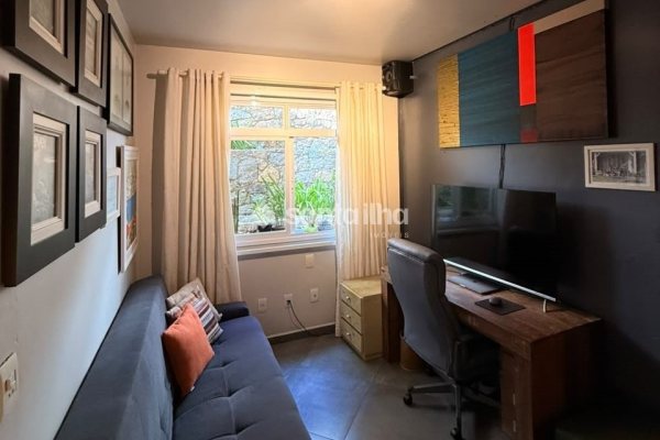 Apartamento à venda com 60m², 1 quarto, 1 vaga no bairro Itacorubi em Florianópolis