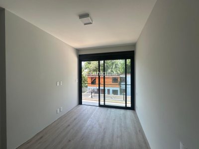 Casa à venda com 145m², 3 quartos, 1 suíte, 1 vaga no bairro Lagoa da Conceição em Florianópolis - Foto 25