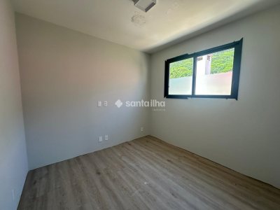 Casa à venda com 145m², 3 quartos, 1 suíte, 1 vaga no bairro Lagoa da Conceição em Florianópolis - Foto 28