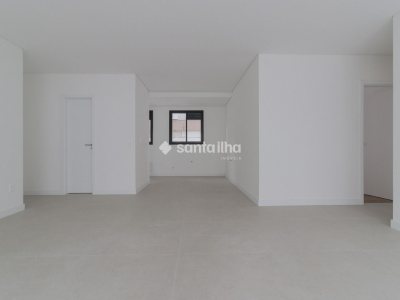 Apartamento à venda com 107m², 3 quartos, 1 suíte, 1 vaga no bairro Centro em Florianópolis - Foto 9