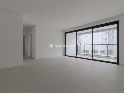 Apartamento à venda com 107m², 3 quartos, 1 suíte, 1 vaga no bairro Centro em Florianópolis - Foto 5