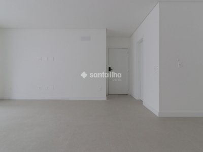 Apartamento à venda com 107m², 3 quartos, 1 suíte, 1 vaga no bairro Centro em Florianópolis - Foto 8