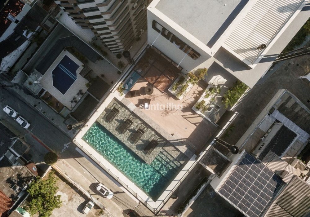 Apartamento à venda com 107m², 3 quartos, 1 suíte, 1 vaga no bairro Centro em Florianópolis - Foto 1
