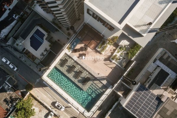 Apartamento à venda com 107m², 3 quartos, 1 suíte, 1 vaga no bairro Centro em Florianópolis