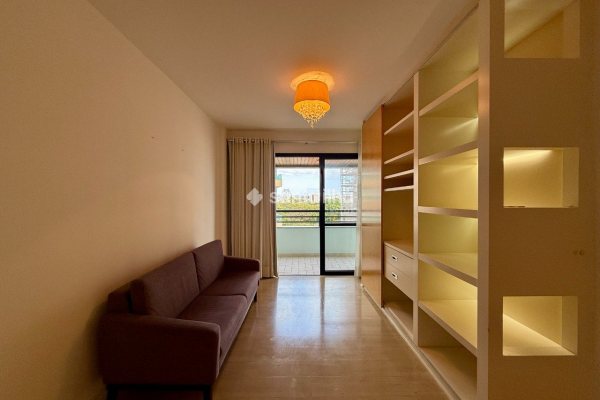 Apartamento à venda com 94m², 3 quartos, 1 suíte, 1 vaga no bairro Centro em Florianópolis