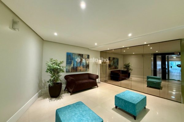 Apartamento à venda com 94m², 3 quartos, 1 suíte, 1 vaga no bairro Centro em Florianópolis