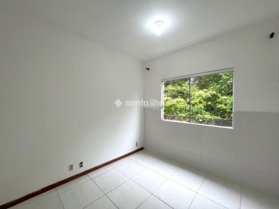 Apartamento para alugar com 58m², 2 quartos no bairro Carianos em Florianópolis - Foto 8