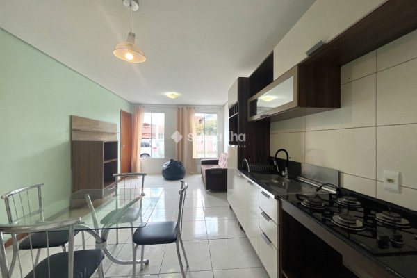 Apartamento para alugar com 58m², 2 quartos no bairro Carianos em Florianópolis