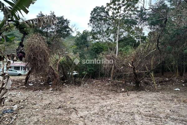 Terreno à venda com 546m² no bairro Açores em Florianópolis