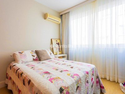 Cobertura à venda com 376m², 3 quartos, 1 suíte, 3 vagas no bairro Centro em Florianópolis - Foto 19
