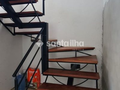 Casa à venda com 103m², 3 quartos, 1 suíte, 2 vagas no bairro Rio Tavares em Florianópolis - Foto 7