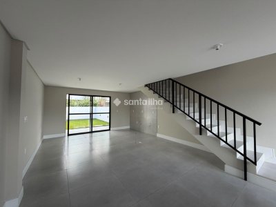 Casa à venda com 118m², 3 quartos, 1 suíte, 2 vagas no bairro Campeche em Florianópolis - Foto 2