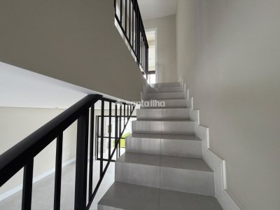 Casa à venda com 118m², 3 quartos, 1 suíte, 2 vagas no bairro Campeche em Florianópolis - Foto 7