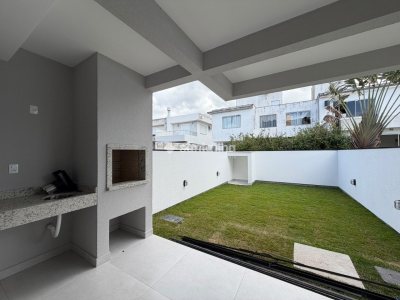 Casa à venda com 118m², 3 quartos, 1 suíte, 2 vagas no bairro Campeche em Florianópolis - Foto 17