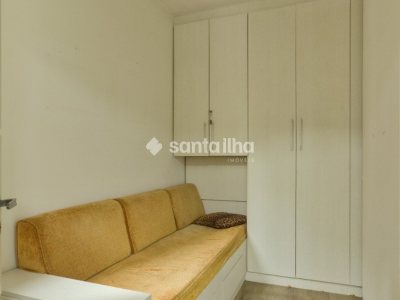 Apartamento à venda com 135m², 3 quartos, 1 suíte, 2 vagas no bairro Centro em Florianópolis - Foto 15