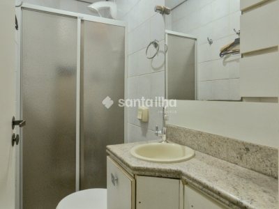 Apartamento à venda com 135m², 3 quartos, 1 suíte, 2 vagas no bairro Centro em Florianópolis - Foto 7