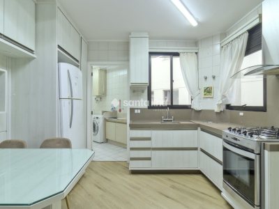 Apartamento à venda com 135m², 3 quartos, 1 suíte, 2 vagas no bairro Centro em Florianópolis - Foto 5