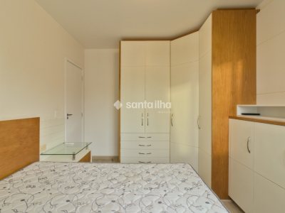 Apartamento à venda com 135m², 3 quartos, 1 suíte, 2 vagas no bairro Centro em Florianópolis - Foto 9