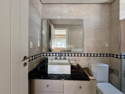 Apartamento à venda com 151m², 3 quartos, 2 suítes, 1 vaga no bairro Centro em Florianopolis - Foto 40