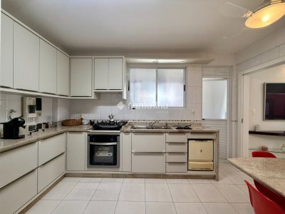 Apartamento à venda com 151m², 3 quartos, 2 suítes, 1 vaga no bairro Centro em Florianopolis - Foto 30