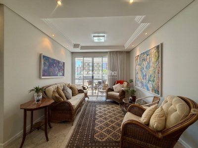 Apartamento à venda com 151m², 3 quartos, 2 suítes, 1 vaga no bairro Centro em Florianopolis - Foto 12