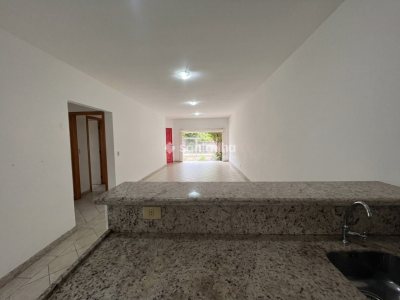 Casa à venda com 160m², 4 quartos, 2 suítes, 3 vagas no bairro Campeche em Florianopolis - Foto 4