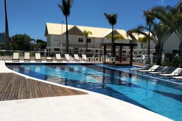 Casa em Condomínio à venda com 78m², 2 quartos, 1 suíte, 1 vaga no bairro Morro das Pedras em Florianópolis