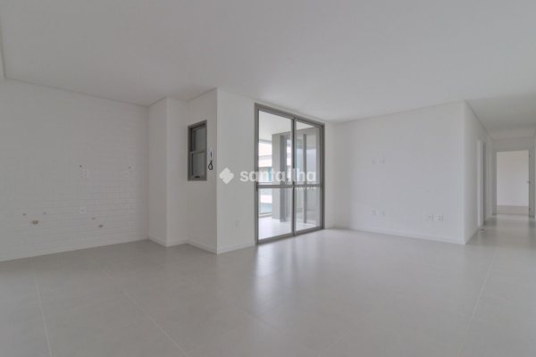 Apartamento à venda com 109m², 3 quartos, 2 suítes, 1 vaga no bairro Cacupé em Florianópolis