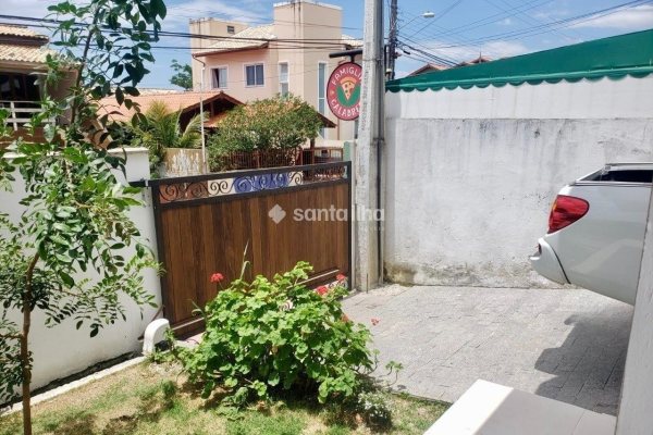 Casa à venda com 120m², 3 quartos, 3 suítes, 1 vaga no bairro Rio Tavares em Florianópolis