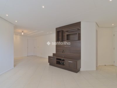 Apartamento à venda com 110m², 3 quartos, 1 suíte, 2 vagas no bairro Centro em Florianópolis - Foto 6