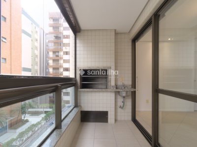 Apartamento à venda com 110m², 3 quartos, 1 suíte, 2 vagas no bairro Centro em Florianópolis - Foto 3