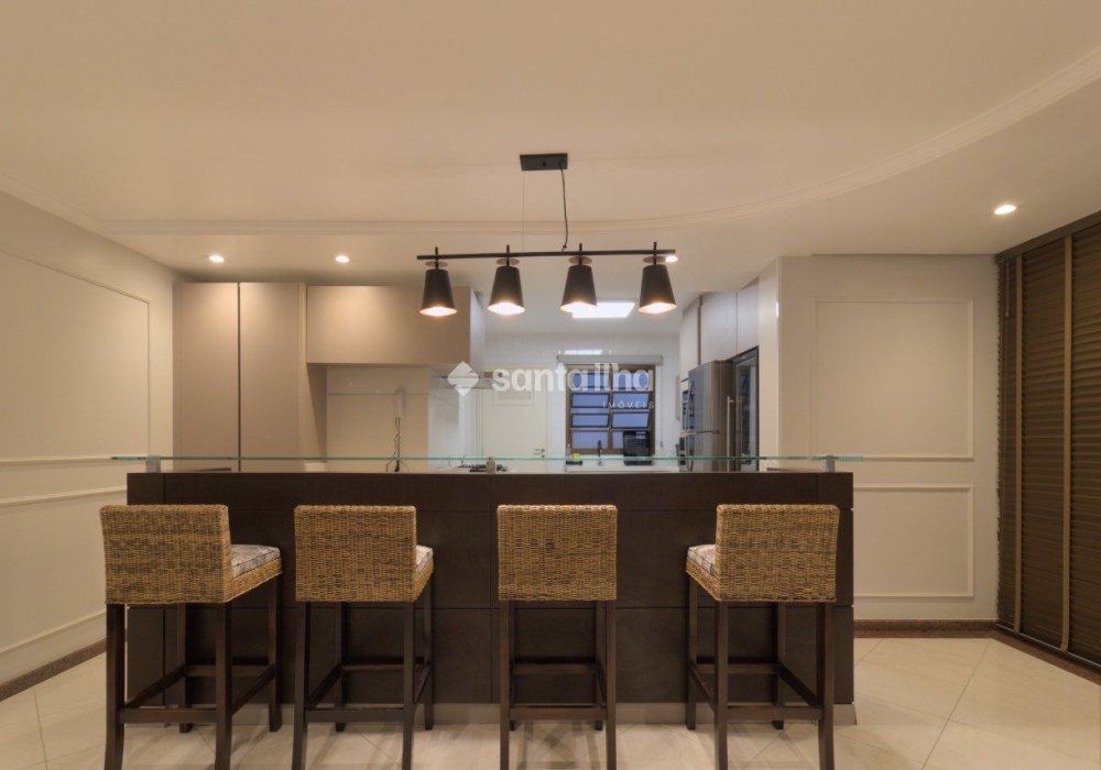 Apartamento à venda com 110m², 3 quartos, 1 suíte, 2 vagas no bairro Centro em Florianópolis - Foto 1