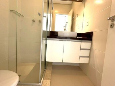 Apartamento à venda com 177m², 3 quartos, 3 suítes, 2 vagas no bairro Campeche em Florianópolis - Foto 17