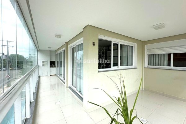 Apartamento à venda com 177m², 3 quartos, 3 suítes, 2 vagas no bairro Campeche em Florianópolis